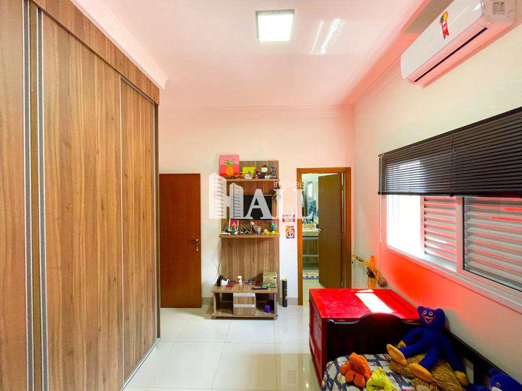 Casa de Condomínio à venda com 3 quartos, 257m² - Foto 18