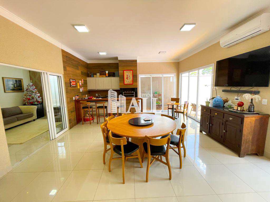 Casa de Condomínio à venda com 3 quartos, 257m² - Foto 3