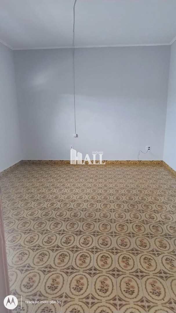 Casa à venda com 3 quartos, 144m² - Foto 4