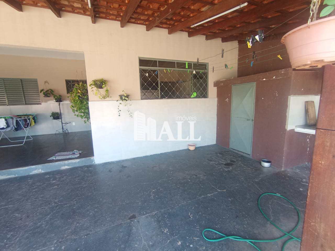 Casa à venda com 2 quartos, 70m² - Foto 18