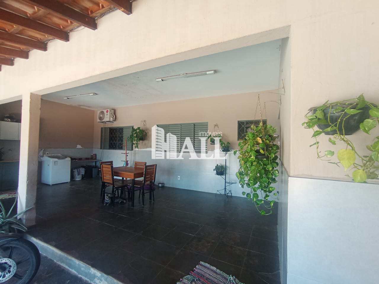 Casa à venda com 2 quartos, 70m² - Foto 17