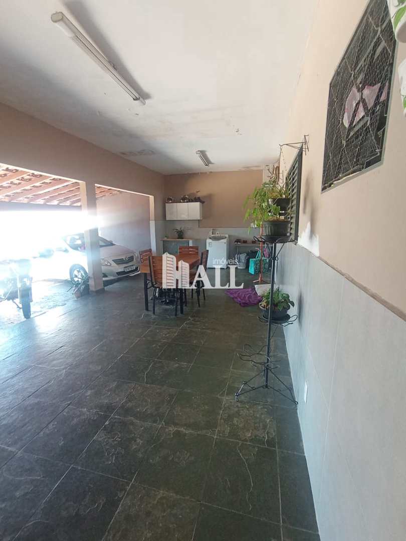 Casa à venda com 2 quartos, 70m² - Foto 16