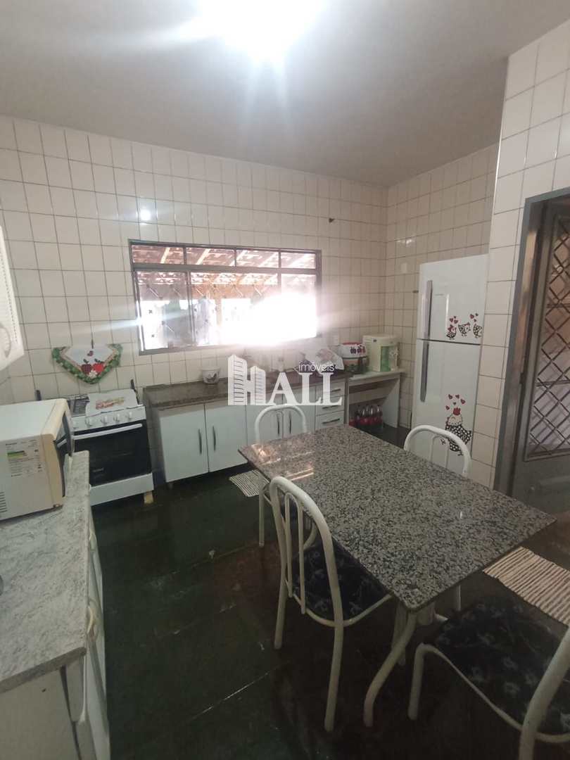 Casa à venda com 2 quartos, 70m² - Foto 5