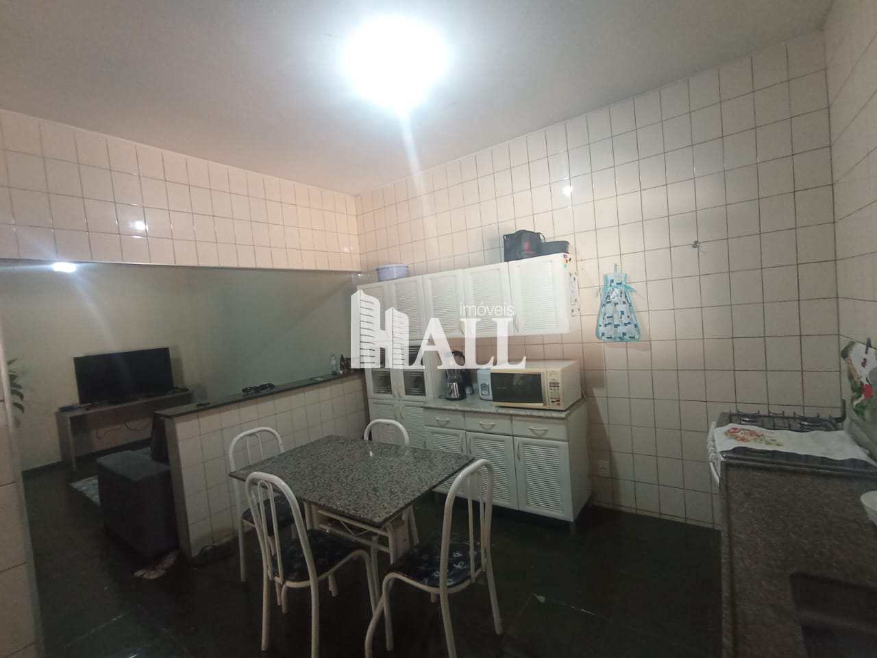 Casa à venda com 2 quartos, 70m² - Foto 6