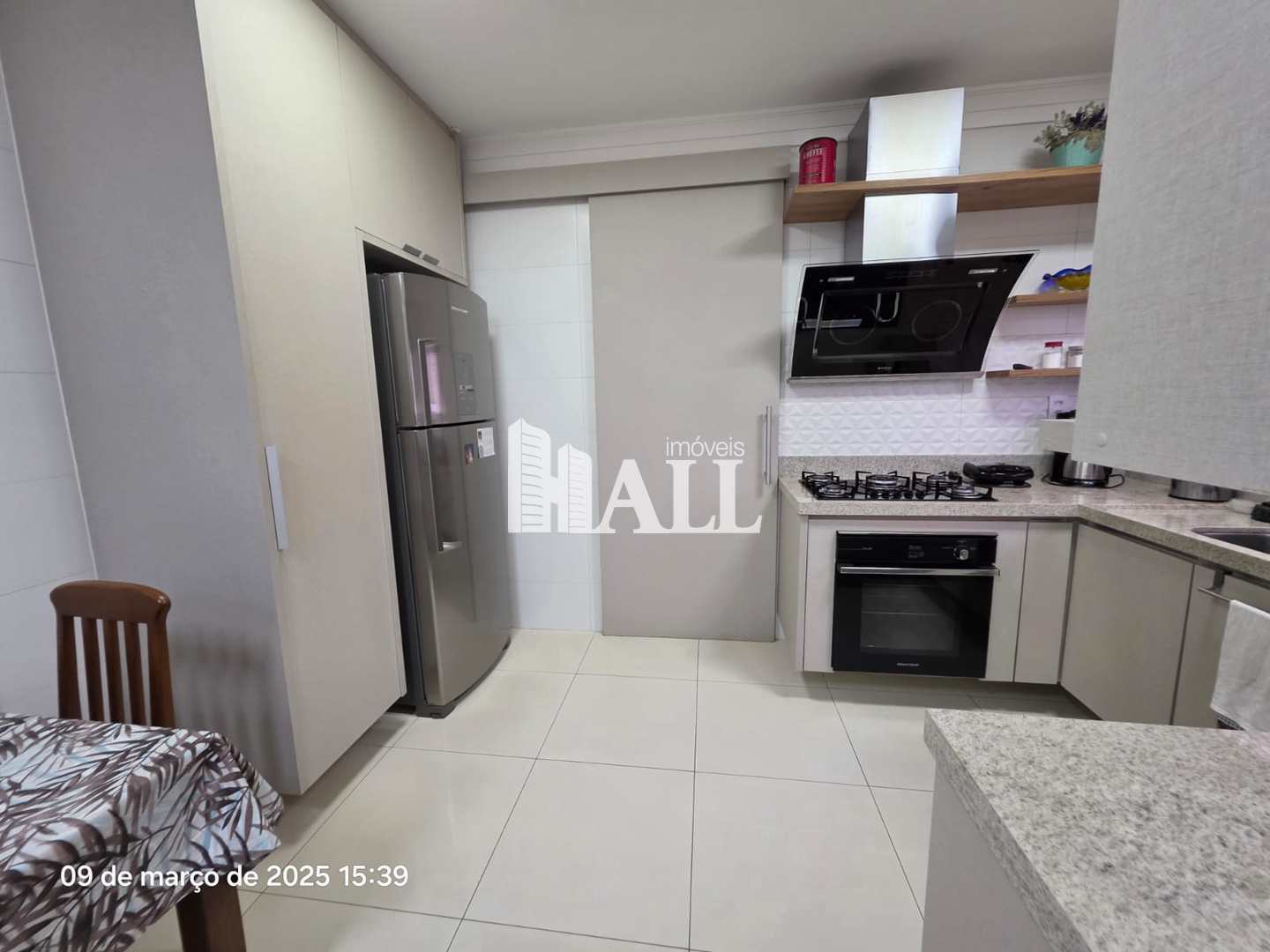 Apartamento à venda com 3 quartos, 147m² - Foto 7
