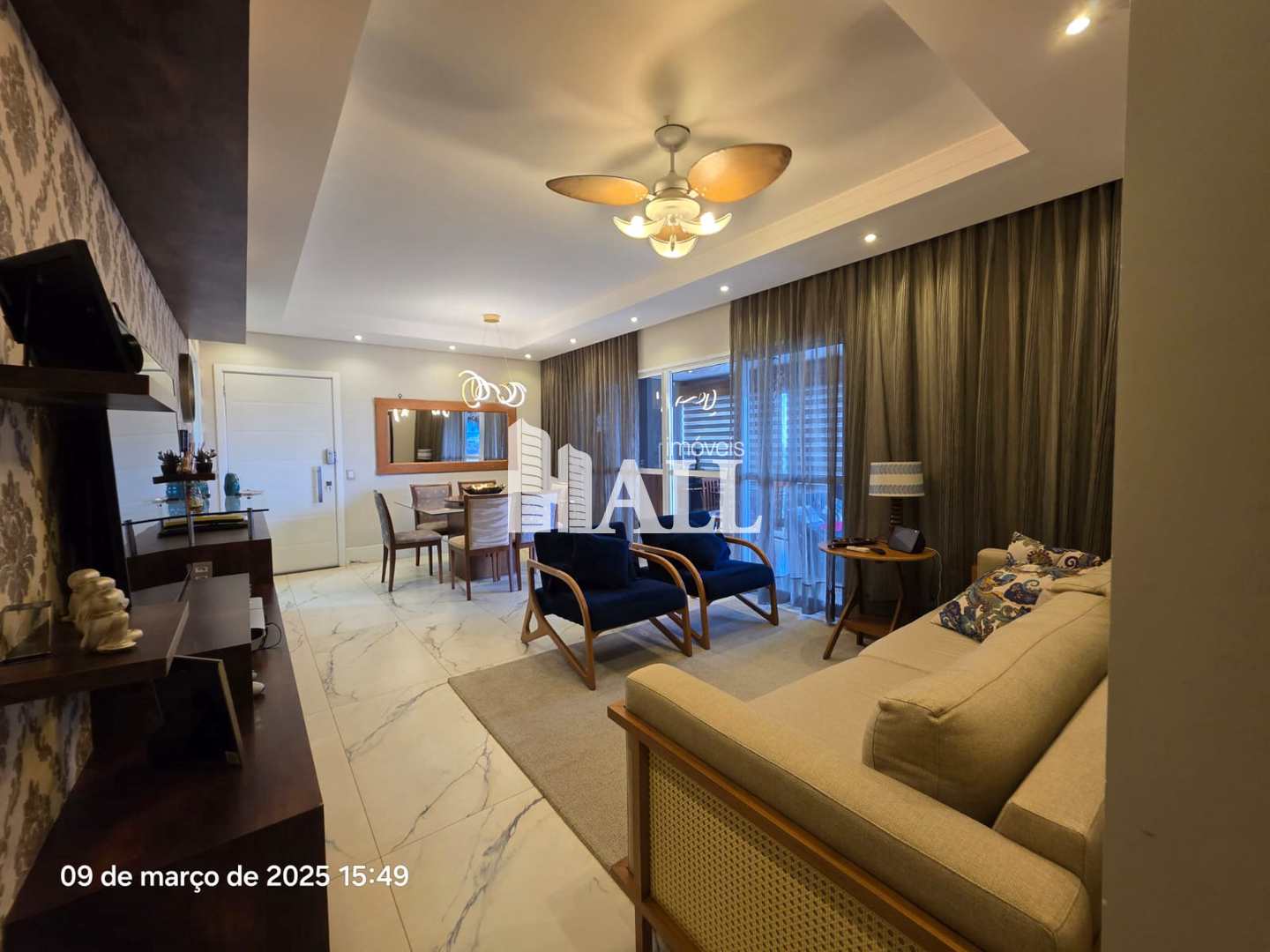Apartamento à venda com 3 quartos, 147m² - Foto 2