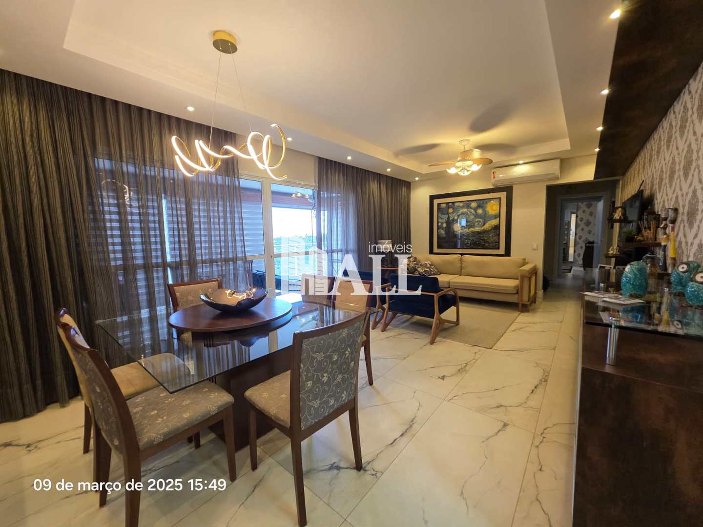 Apartamento à venda com 3 quartos, 147m² - Foto 1