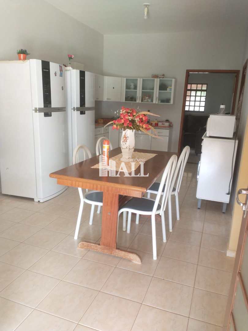 Chácara à venda com 2 quartos, 180m² - Foto 9
