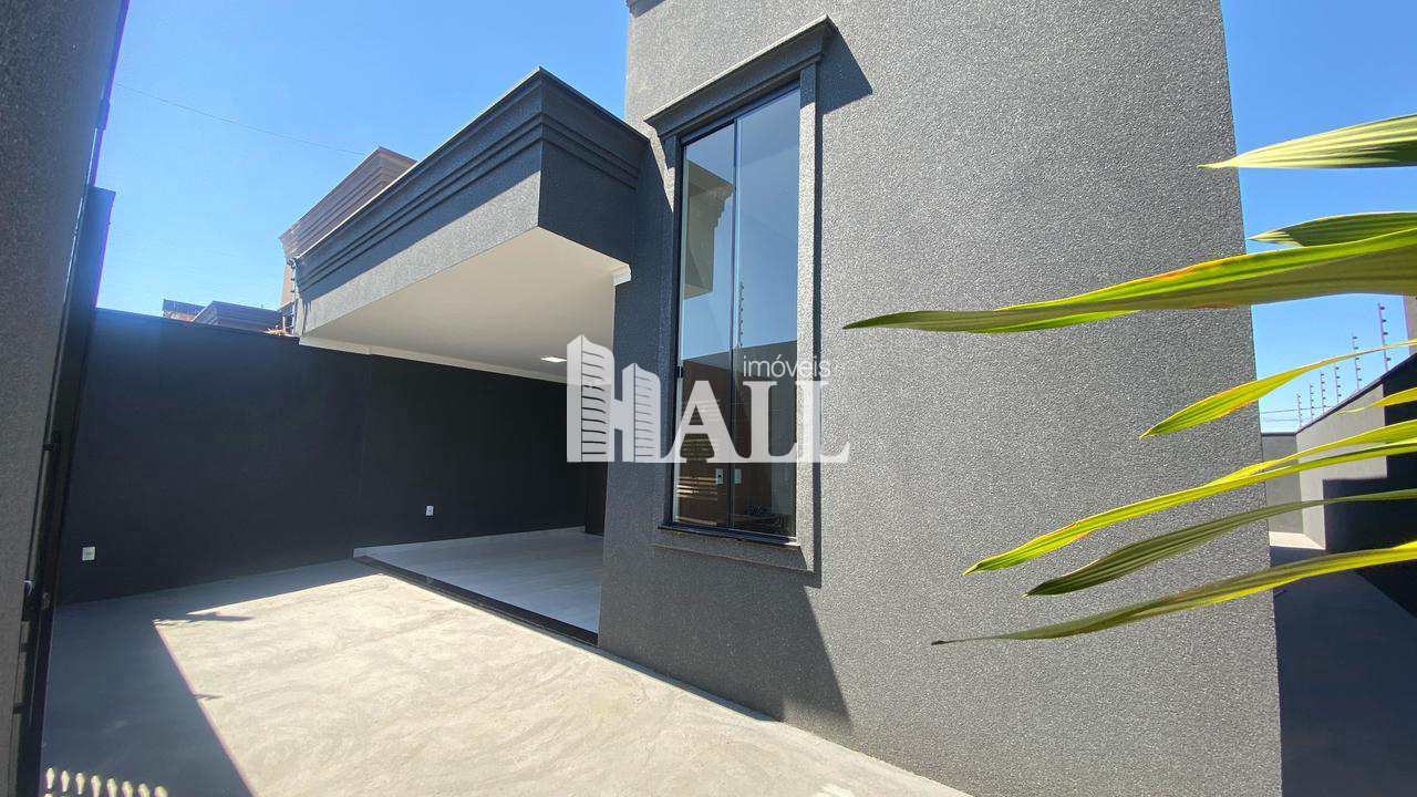 Casa à venda com 3 quartos, 99m² - Foto 1