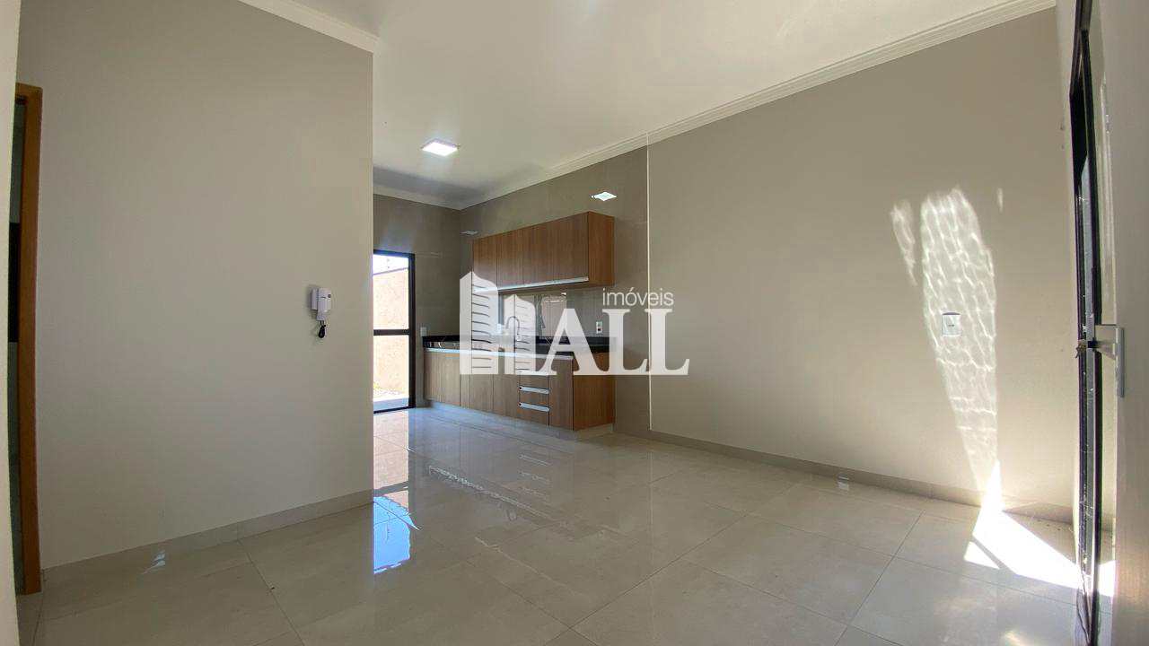 Casa à venda com 3 quartos, 99m² - Foto 2