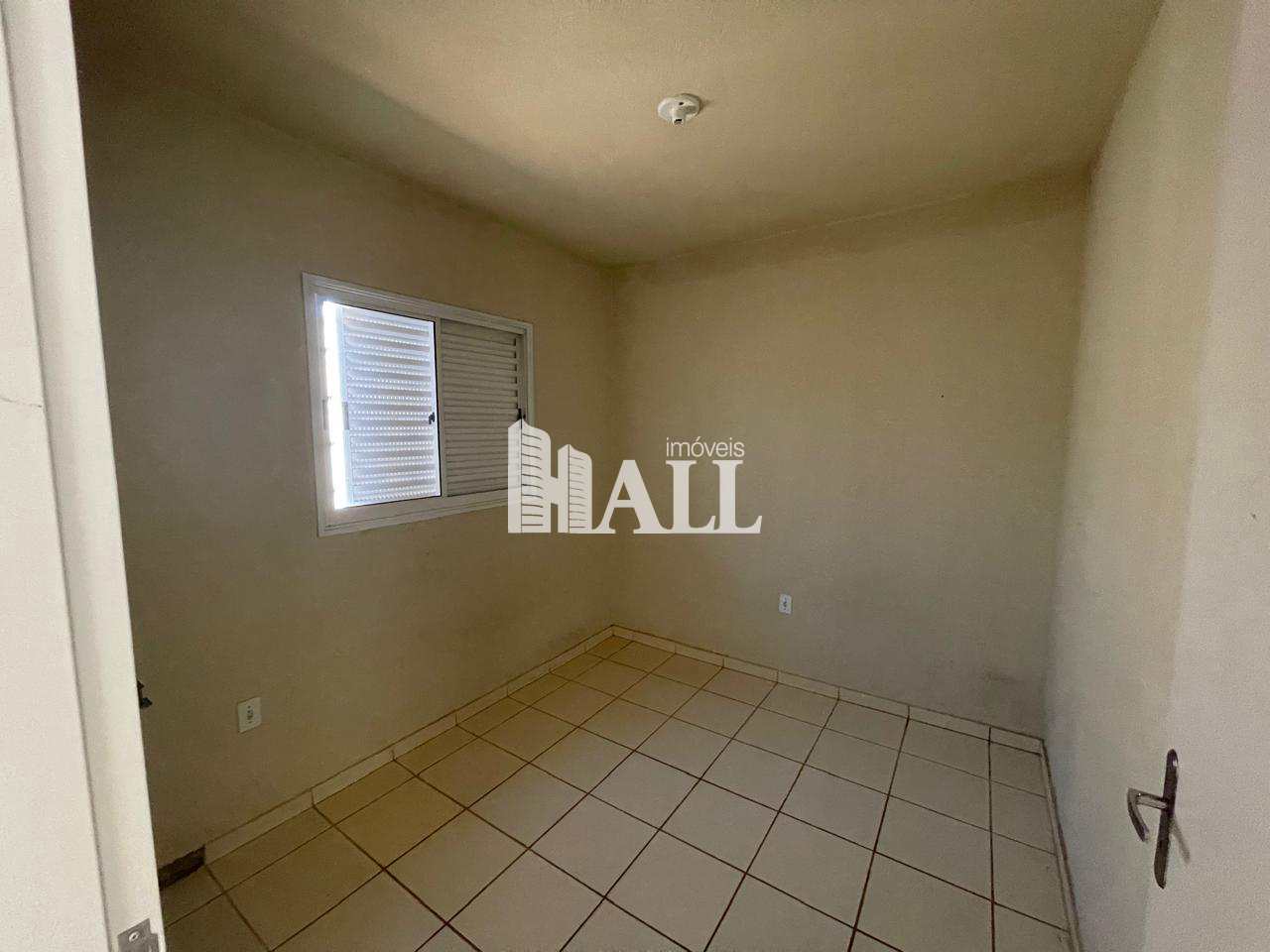 Casa à venda com 2 quartos, 45m² - Foto 2