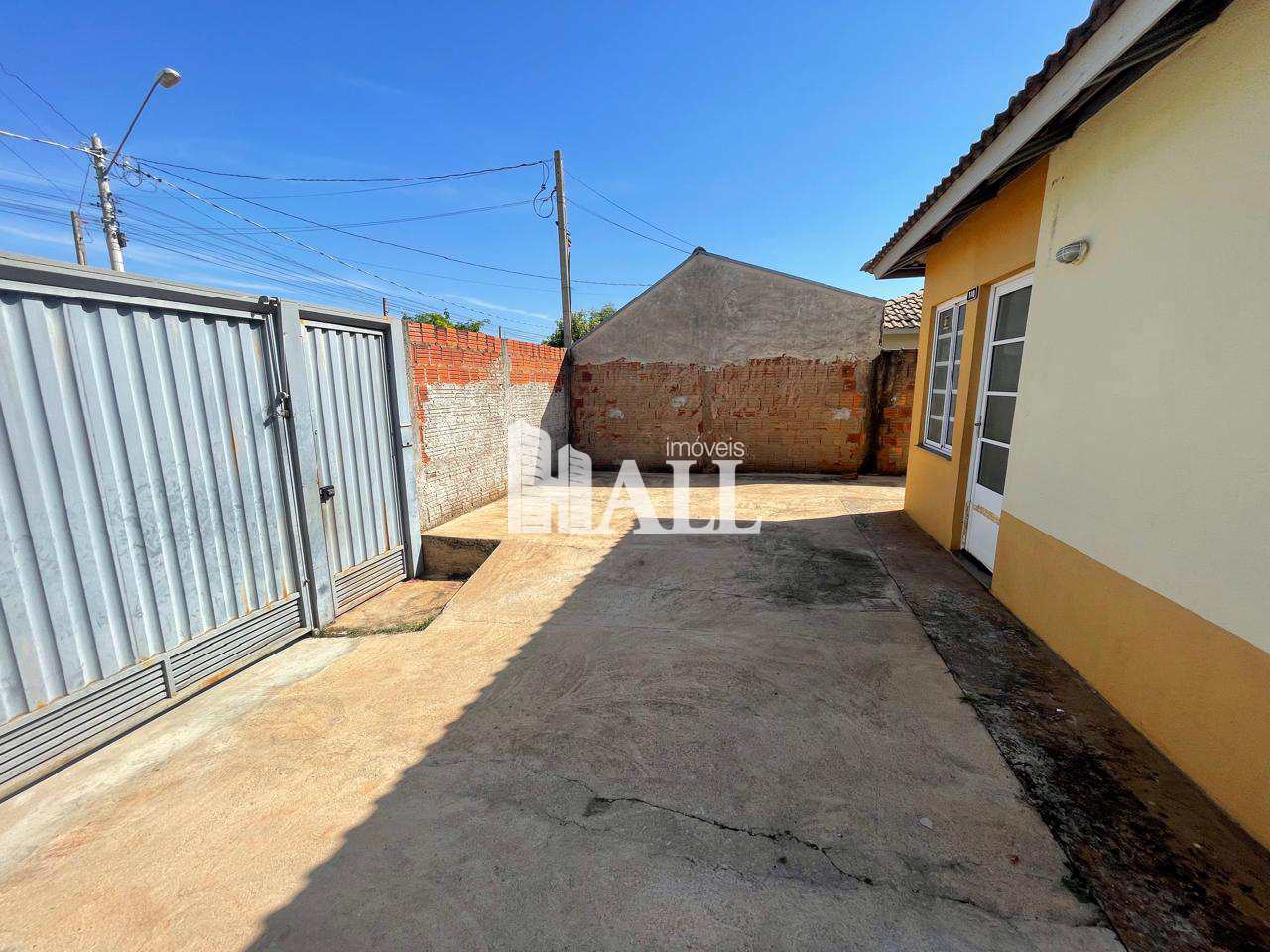 Casa à venda com 2 quartos, 45m² - Foto 8