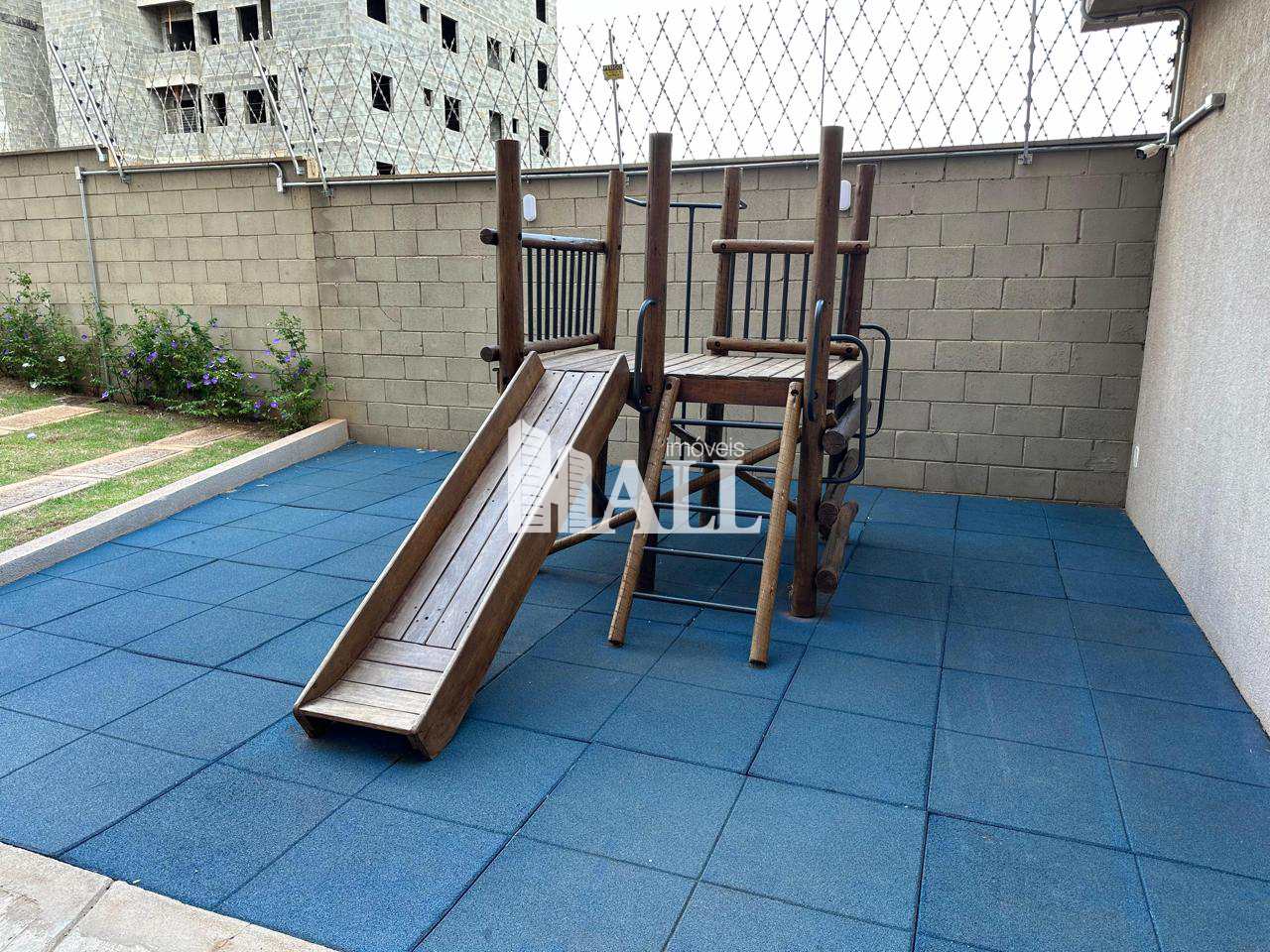 Apartamento à venda com 2 quartos, 65m² - Foto 30