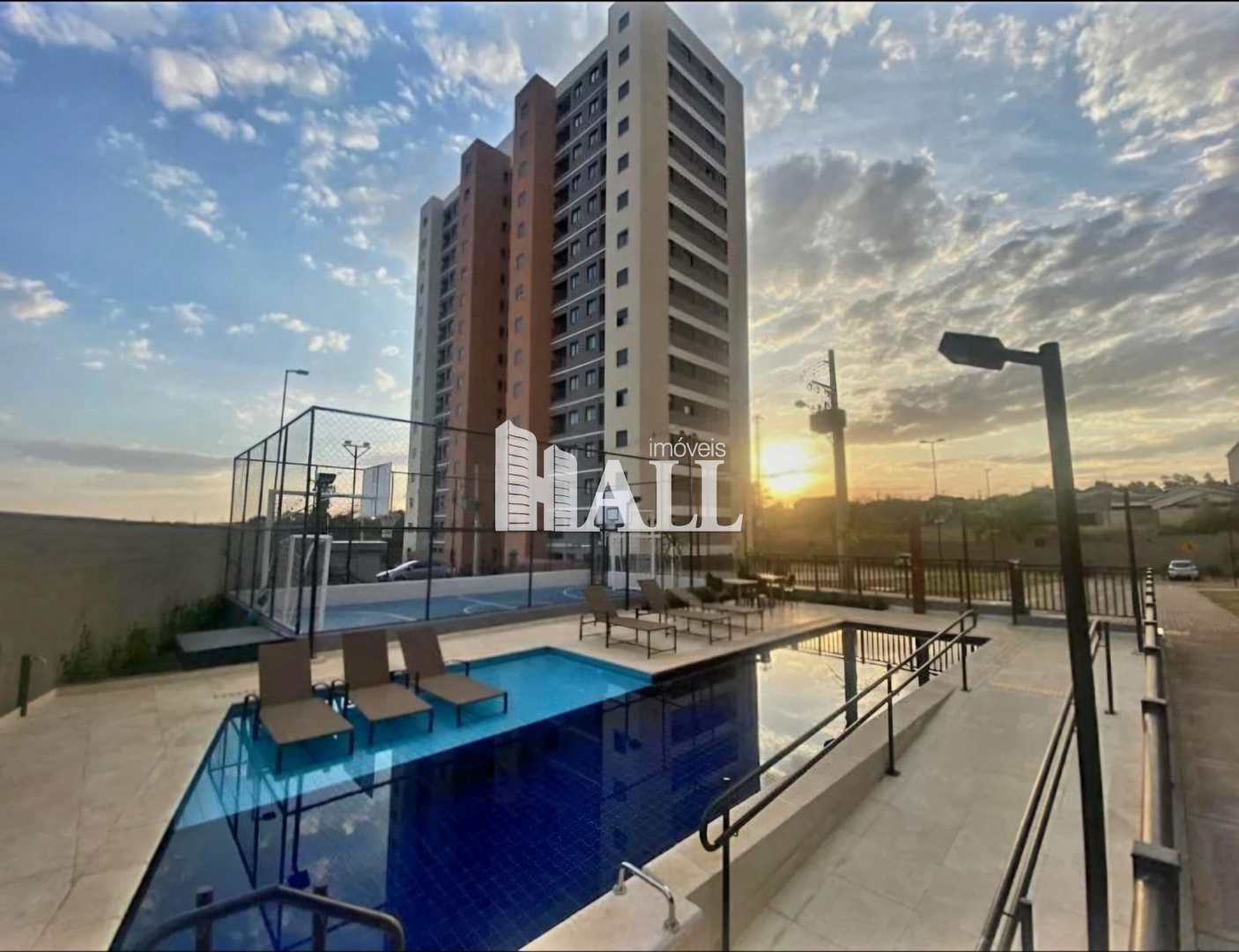 Apartamento à venda com 2 quartos, 65m² - Foto 27