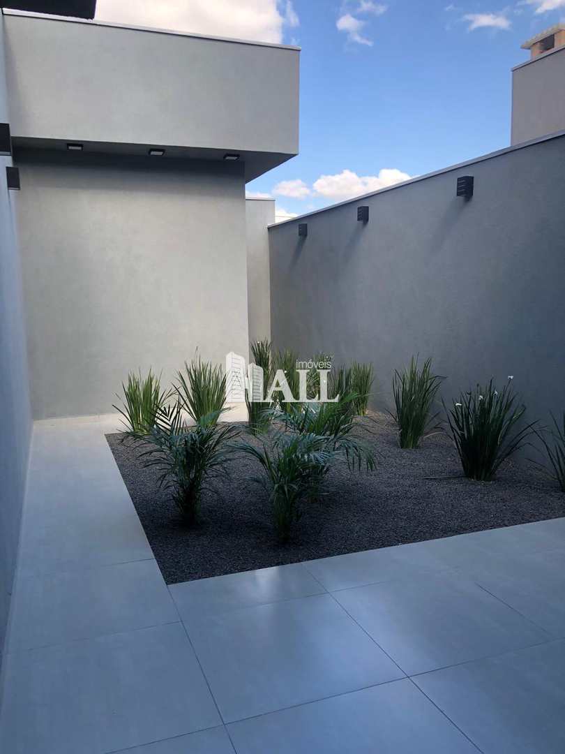 Casa à venda com 3 quartos, 110m² - Foto 2