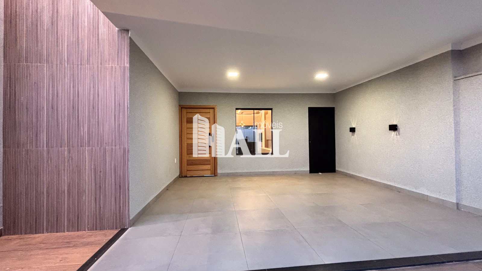 Casa com 3 quartos à venda, 120m² — foto 2 de 27