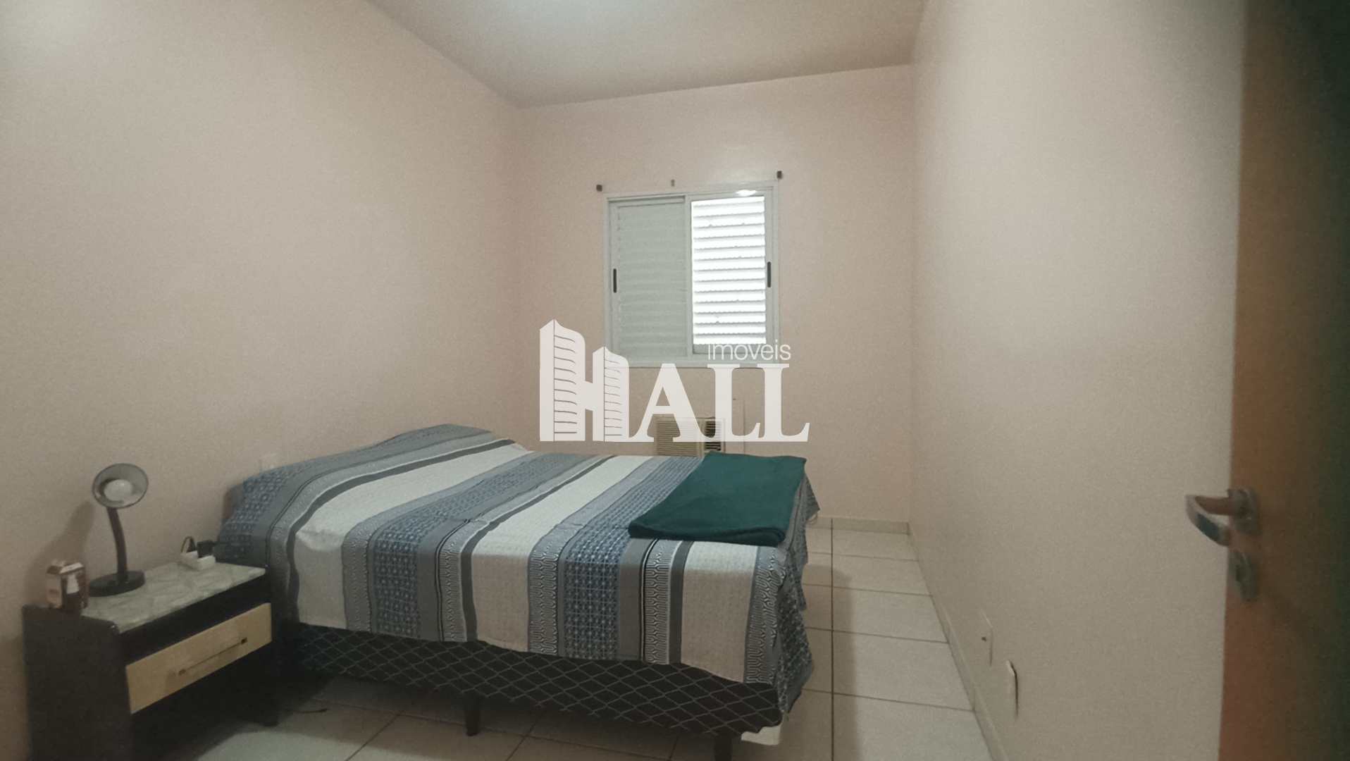 Apartamento à venda com 2 quartos, 63m² - Foto 4