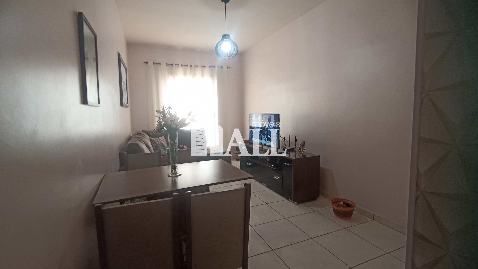 Apartamento à venda com 2 quartos, 63m² - Foto 1