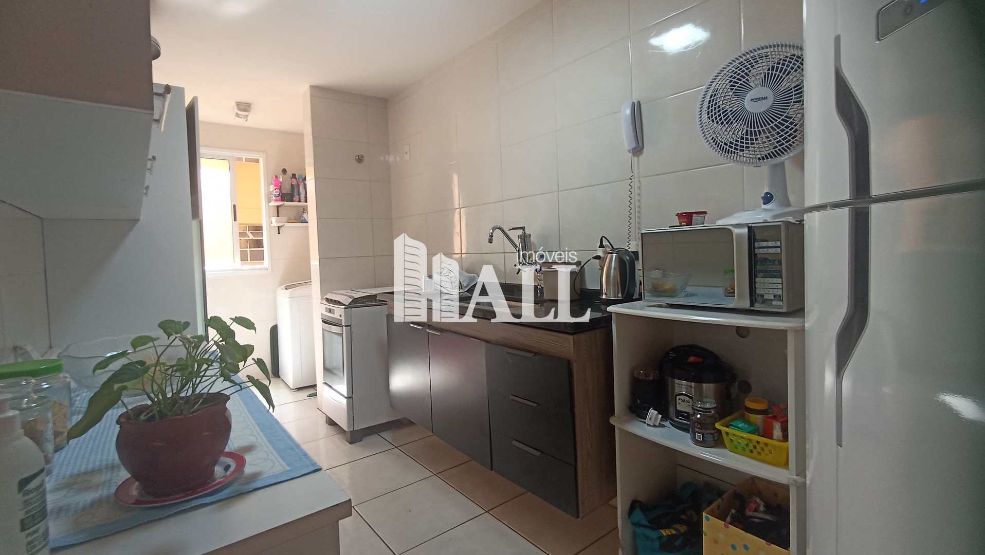 Apartamento à venda com 2 quartos, 63m² - Foto 2