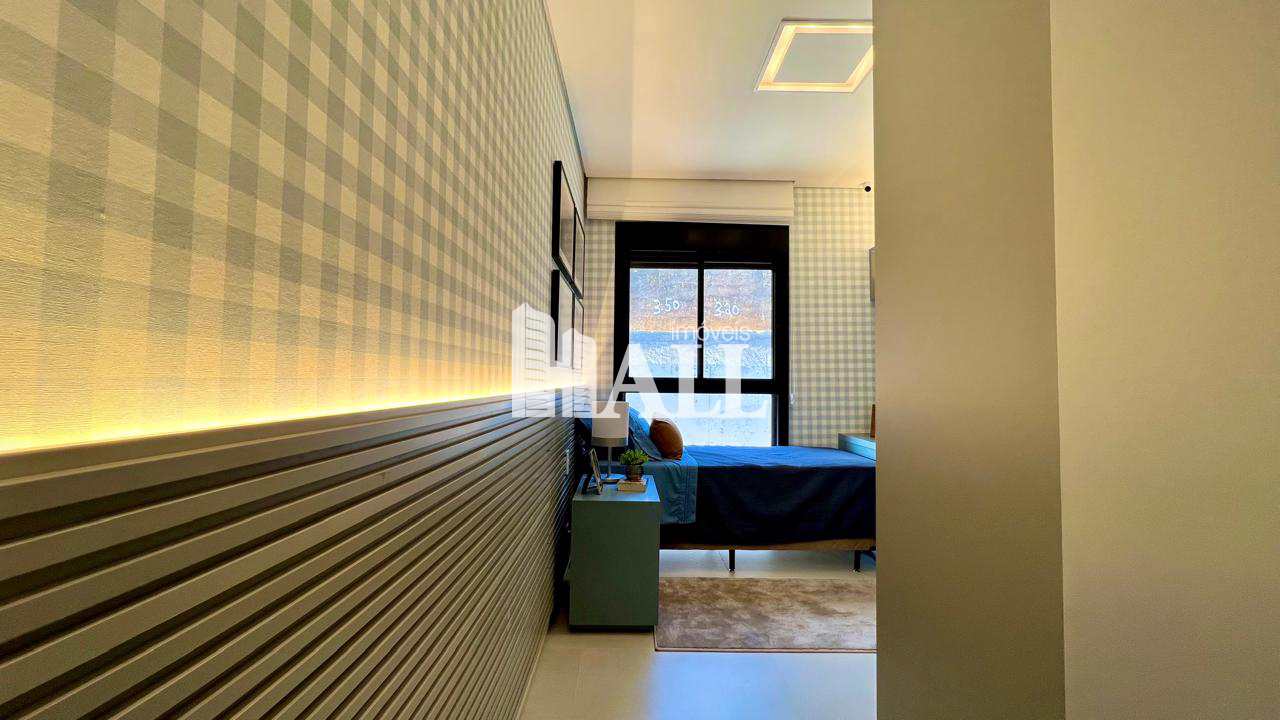 Apartamento à venda com 3 quartos, 157m² - Foto 13