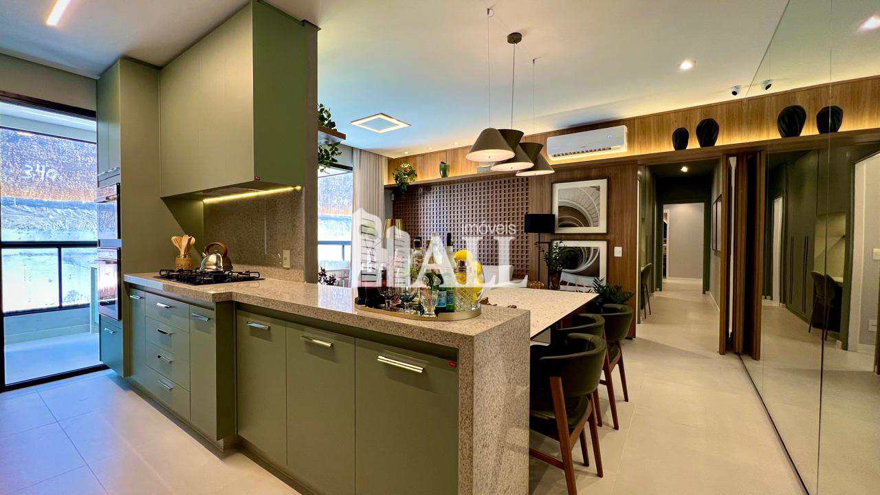 Apartamento à venda com 3 quartos, 157m² - Foto 4