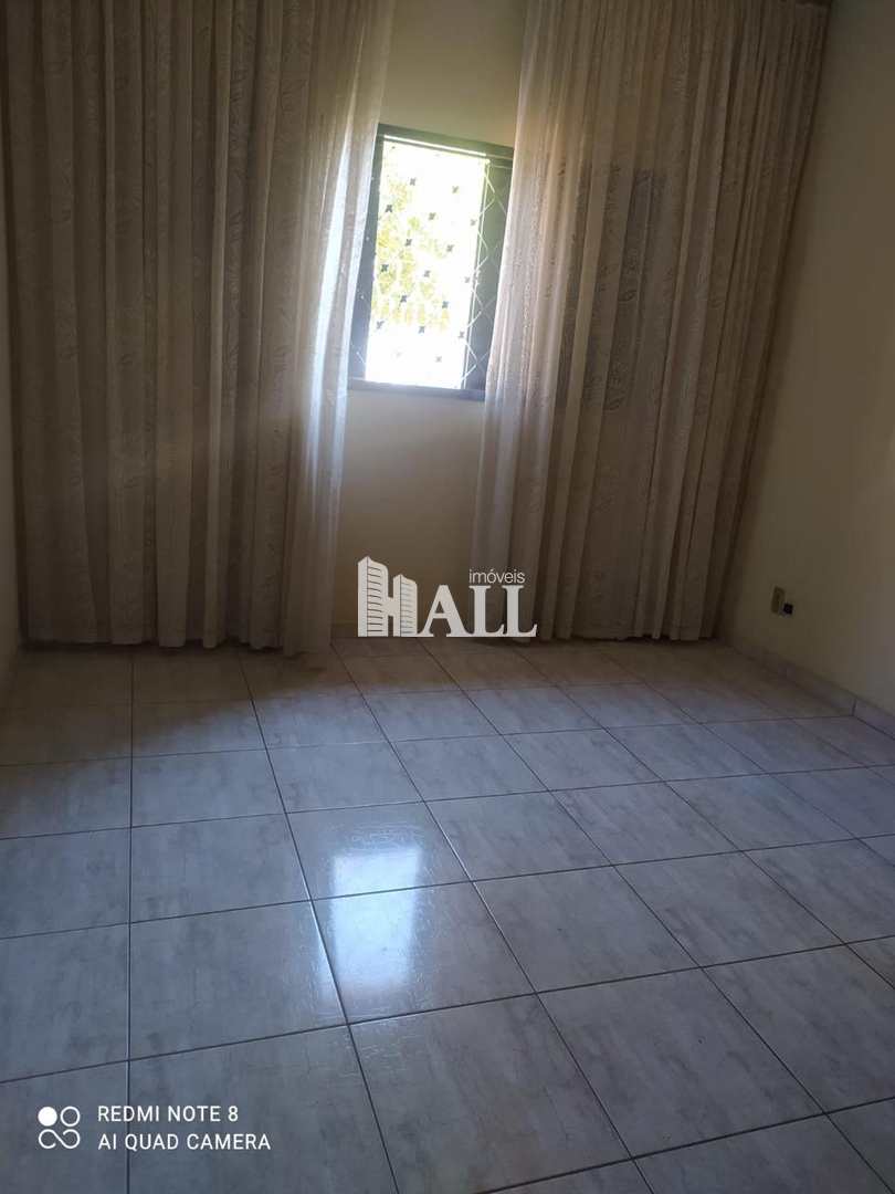 Casa à venda com 2 quartos, 223m² - Foto 4
