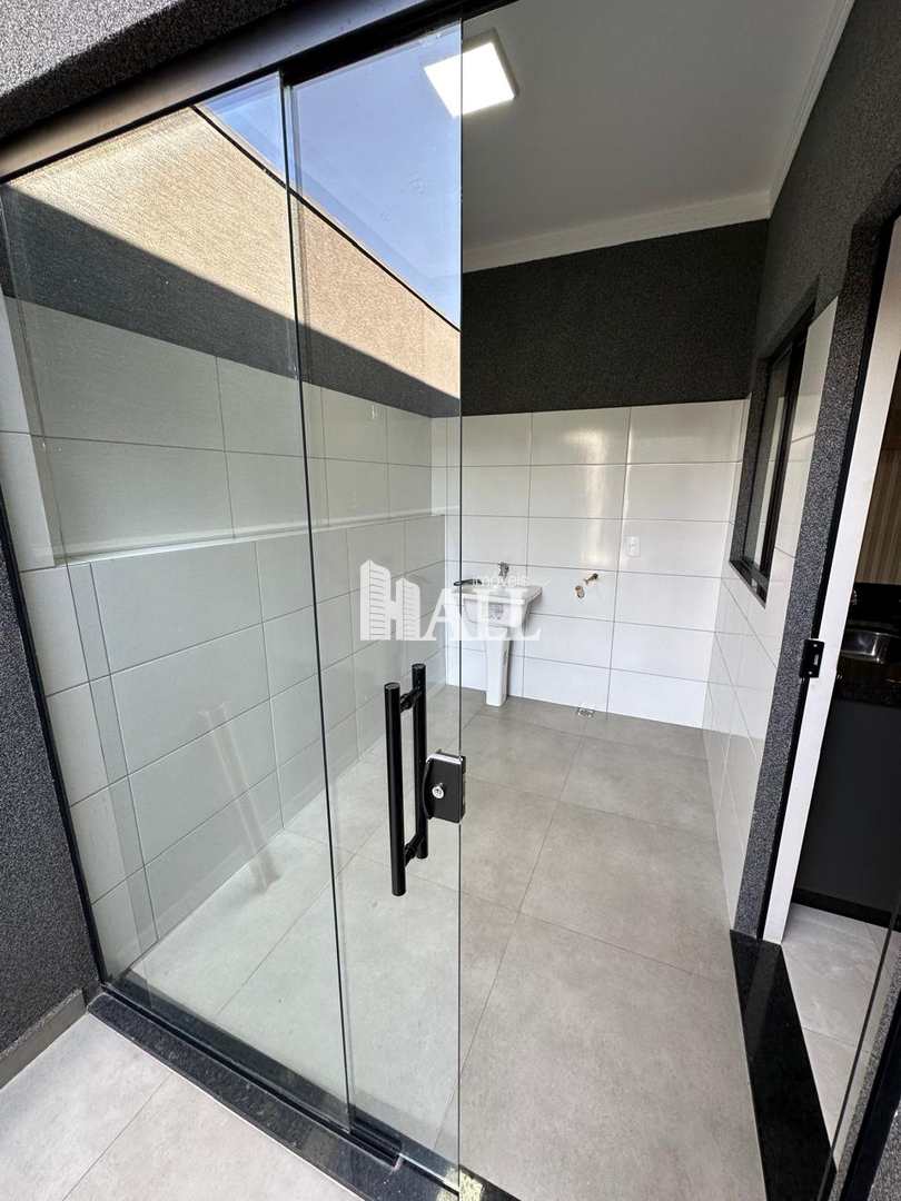 Casa à venda com 2 quartos, 136m² - Foto 15