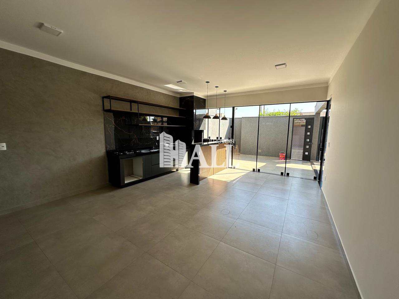 Casa à venda com 2 quartos, 136m² - Foto 4