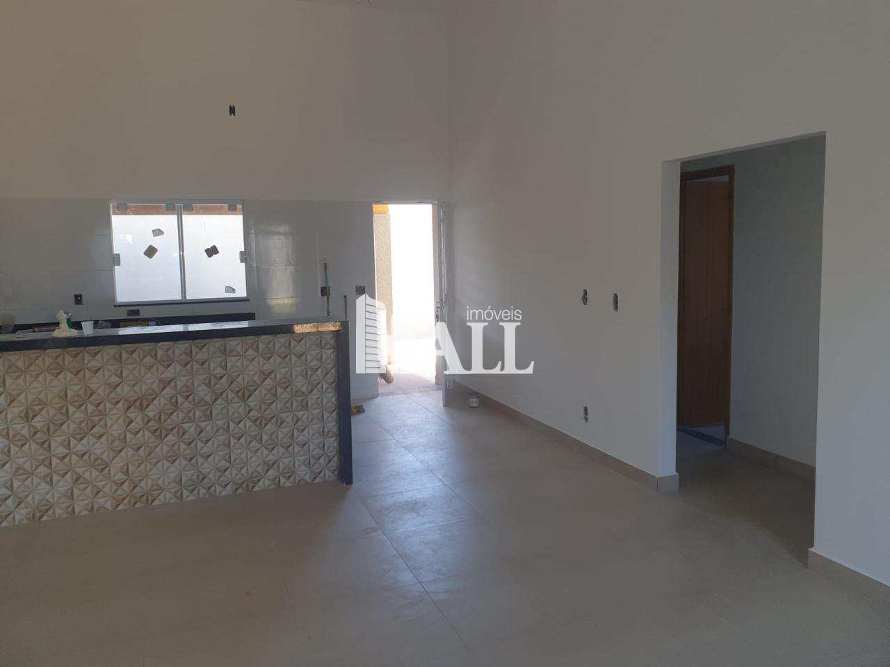 Casa à venda com 2 quartos, 75m² - Foto 1