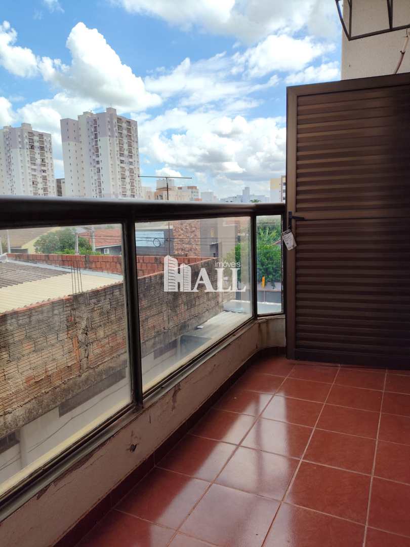 Apartamento à venda com 3 quartos, 103m² - Foto 2