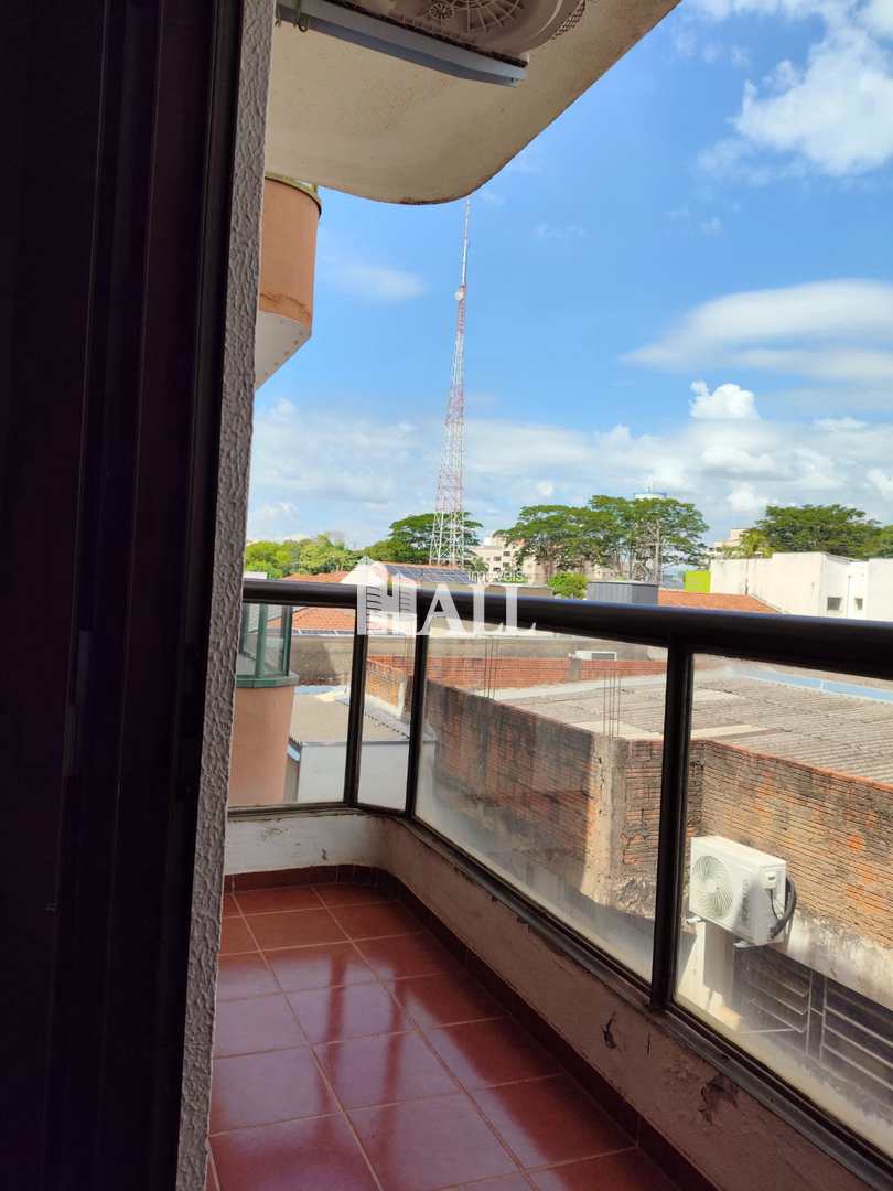 Apartamento à venda com 3 quartos, 103m² - Foto 1