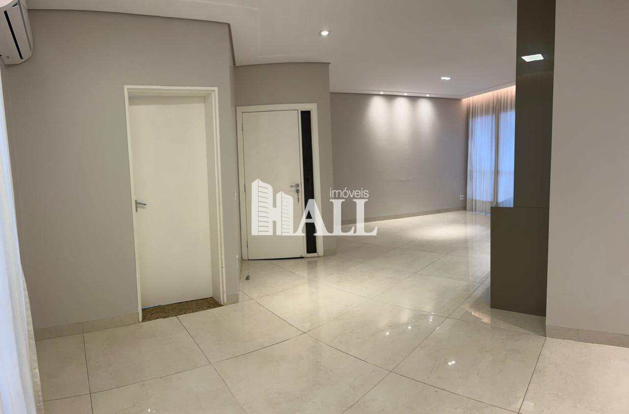 Apartamento à venda com 3 quartos, 150m² - Foto 3