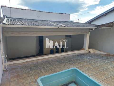 Casa à venda com 2 quartos, 139m² - Foto 2