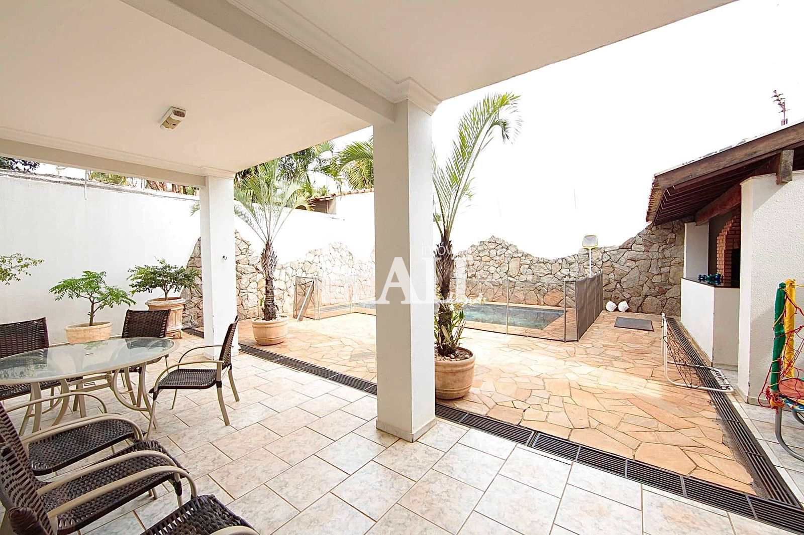 Casa à venda com 4 quartos, 450m² - Foto 7