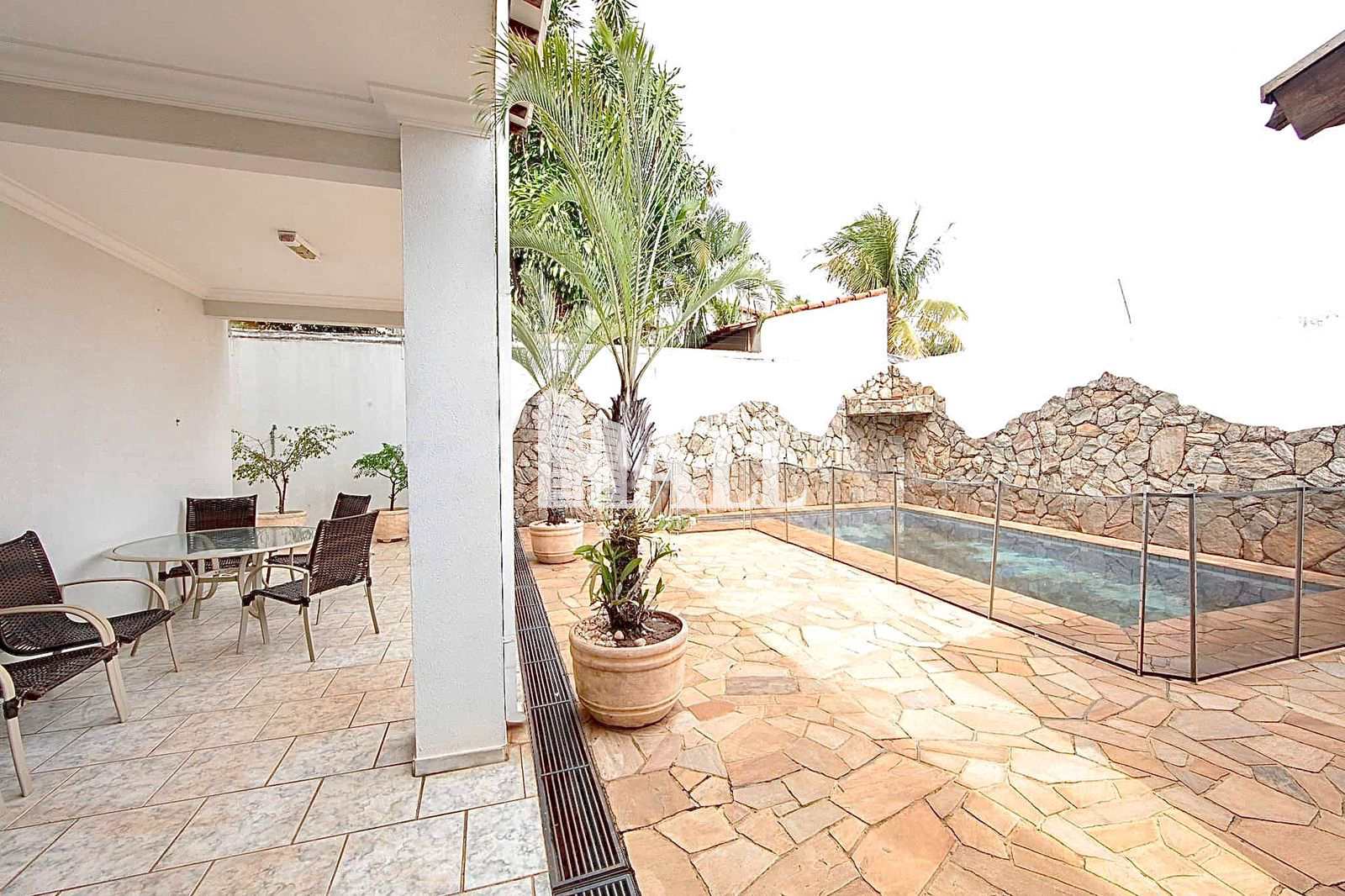 Casa à venda com 4 quartos, 450m² - Foto 6
