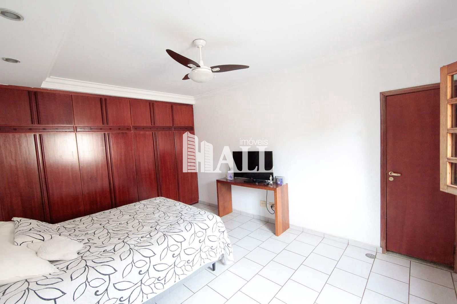 Casa à venda com 4 quartos, 450m² - Foto 13