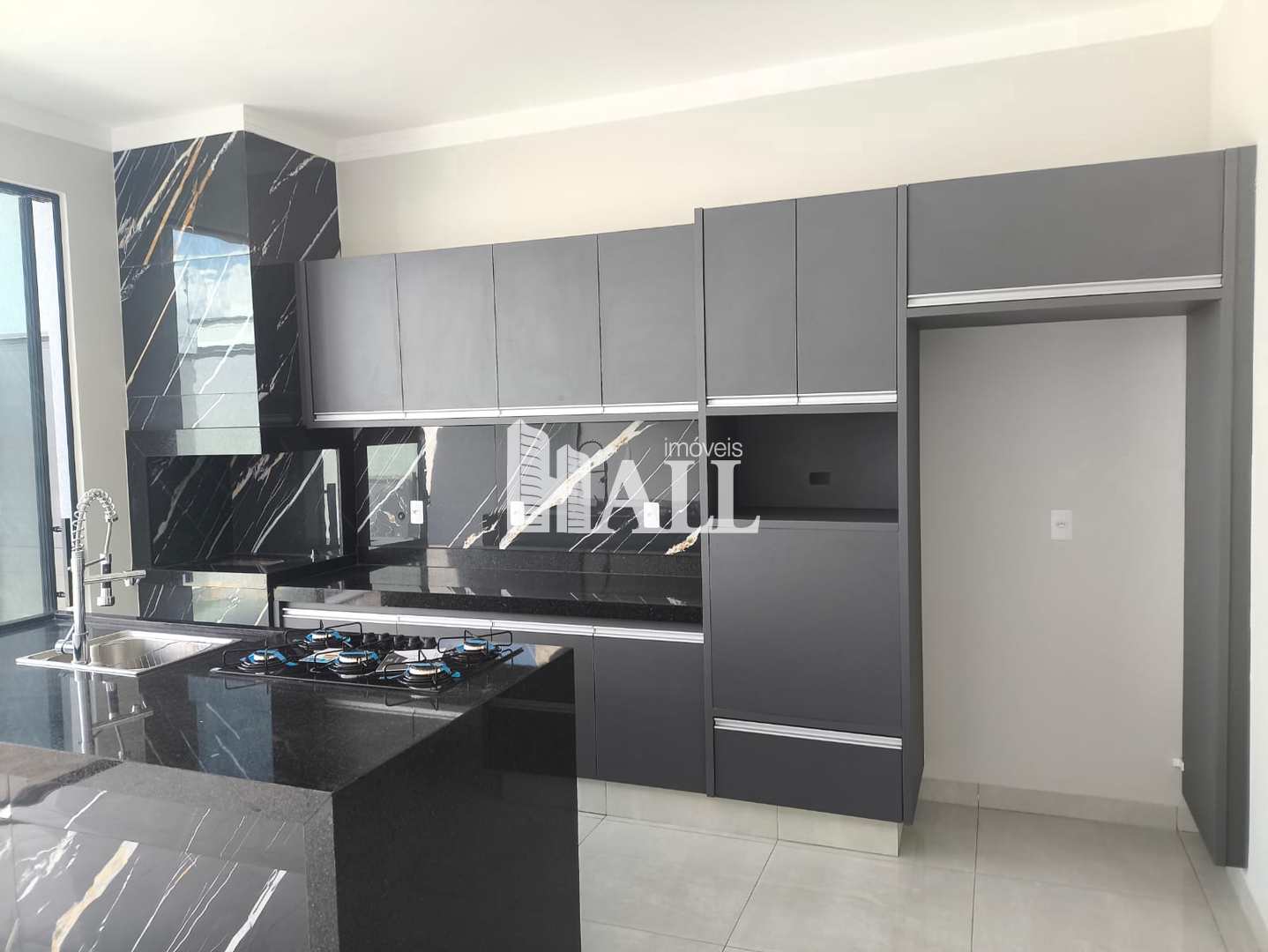Casa à venda com 3 quartos, 126m² - Foto 4