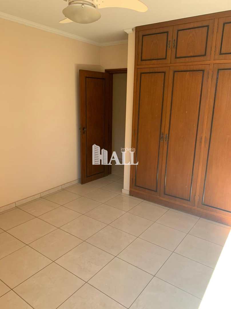 Apartamento à venda com 3 quartos, 200m² - Foto 10