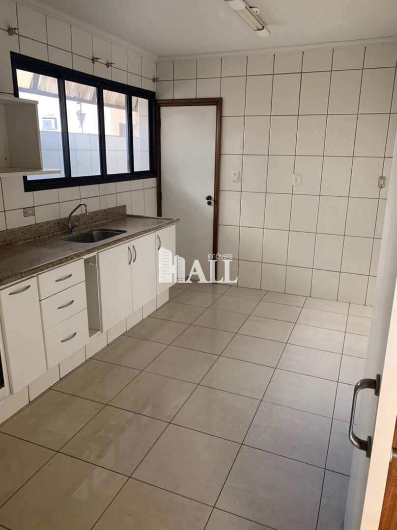 Apartamento à venda com 3 quartos, 200m² - Foto 11