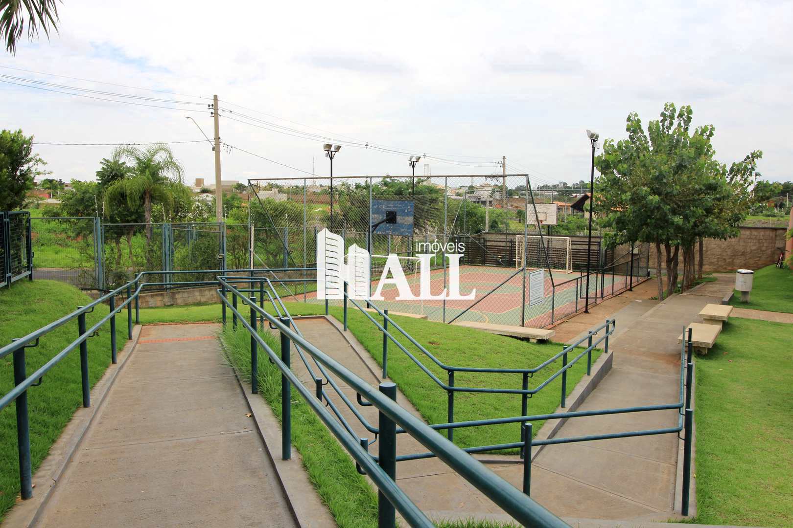 Casa de Condomínio à venda com 3 quartos, 140m² - Foto 3