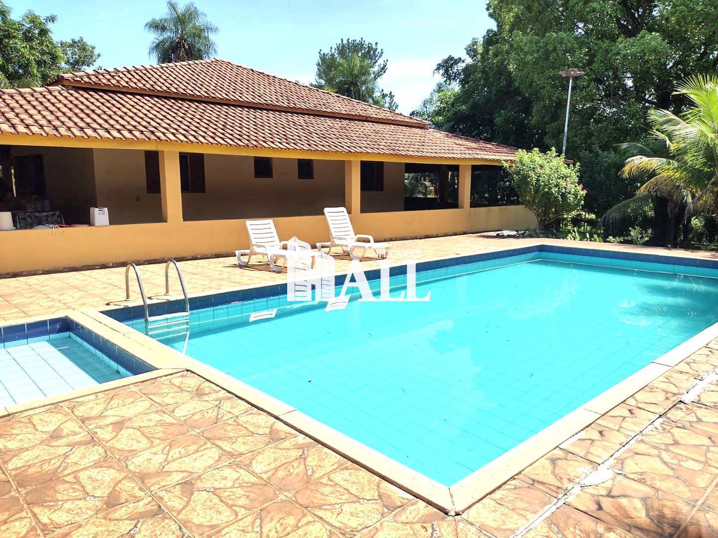 Chácara à venda com 2 quartos, 150m² - Foto 9