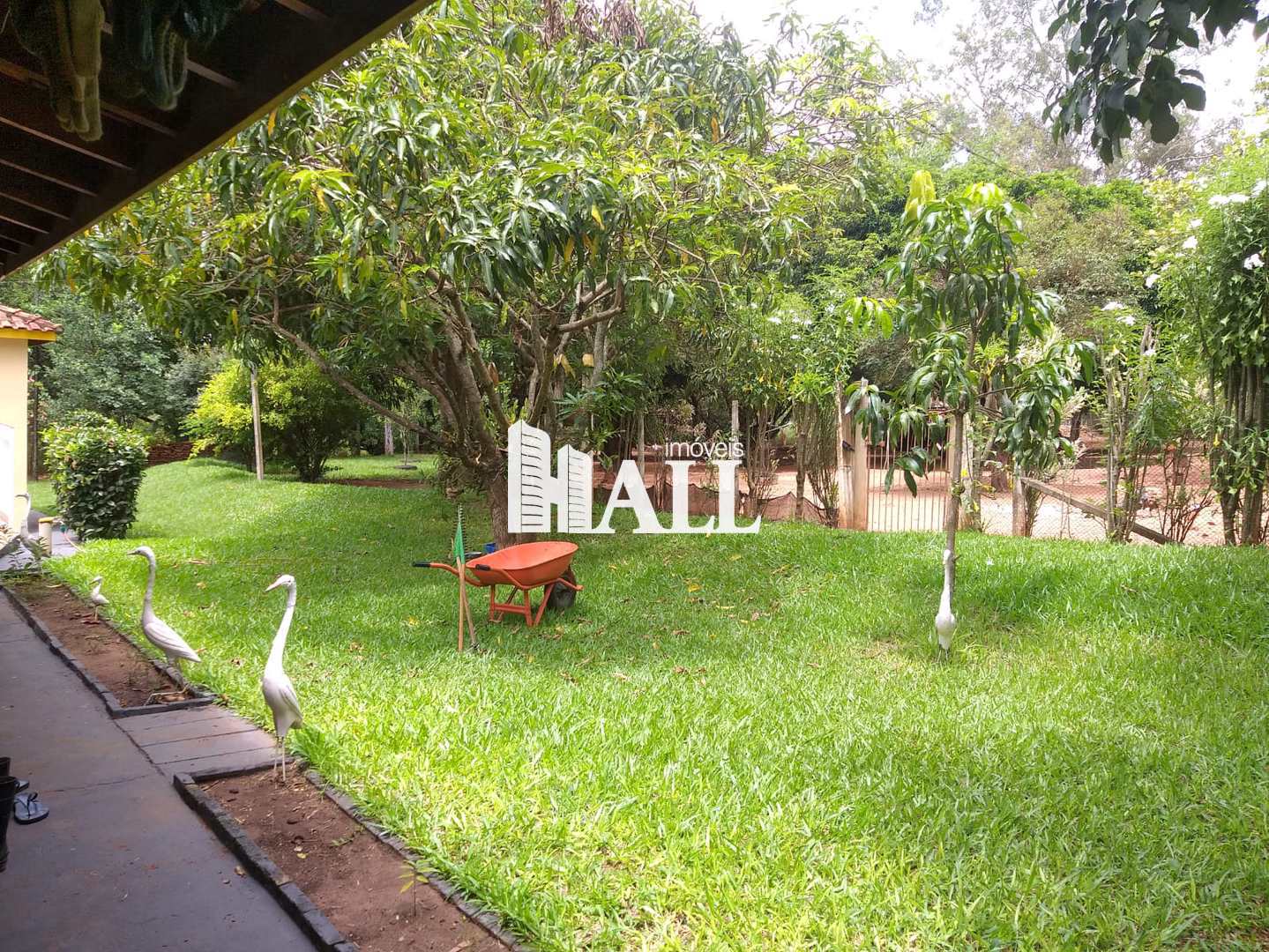 Chácara à venda com 2 quartos, 150m² - Foto 15