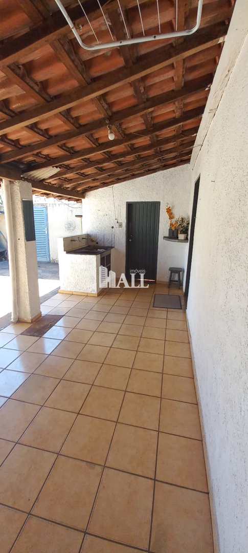 Casa à venda com 4 quartos, 148m² - Foto 11
