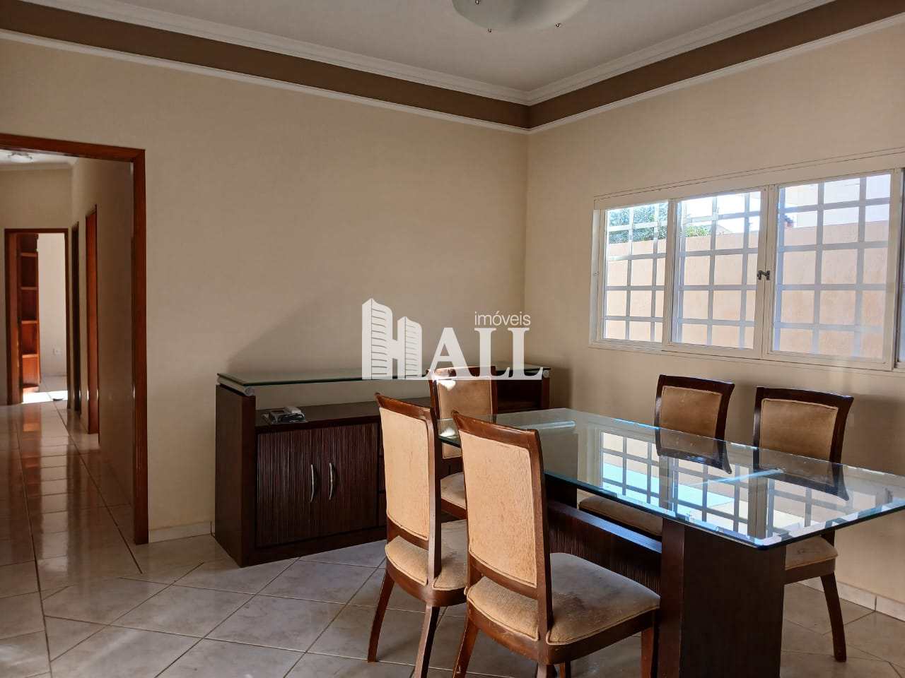 Casa à venda com 3 quartos, 210m² - Foto 8
