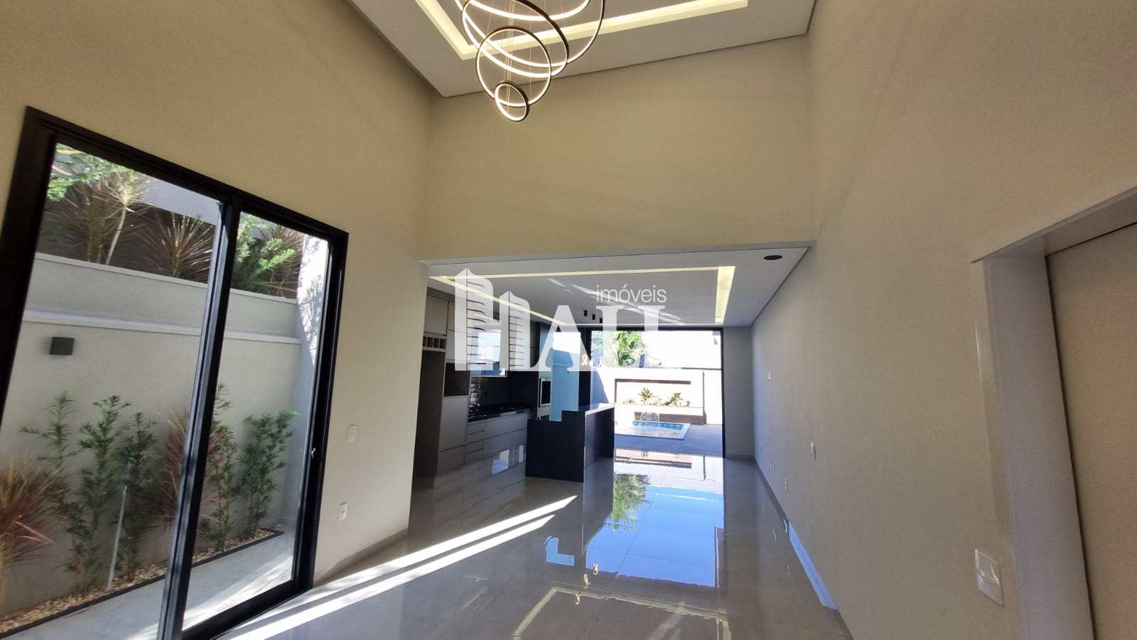 Casa de Condomínio à venda com 3 quartos, 213m² - Foto 5