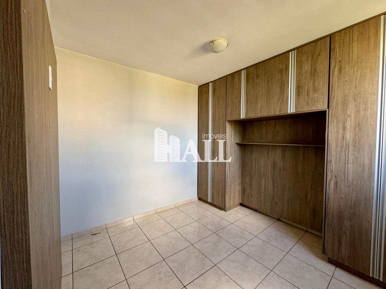 Apartamento à venda com 2 quartos, 60m² - Foto 5