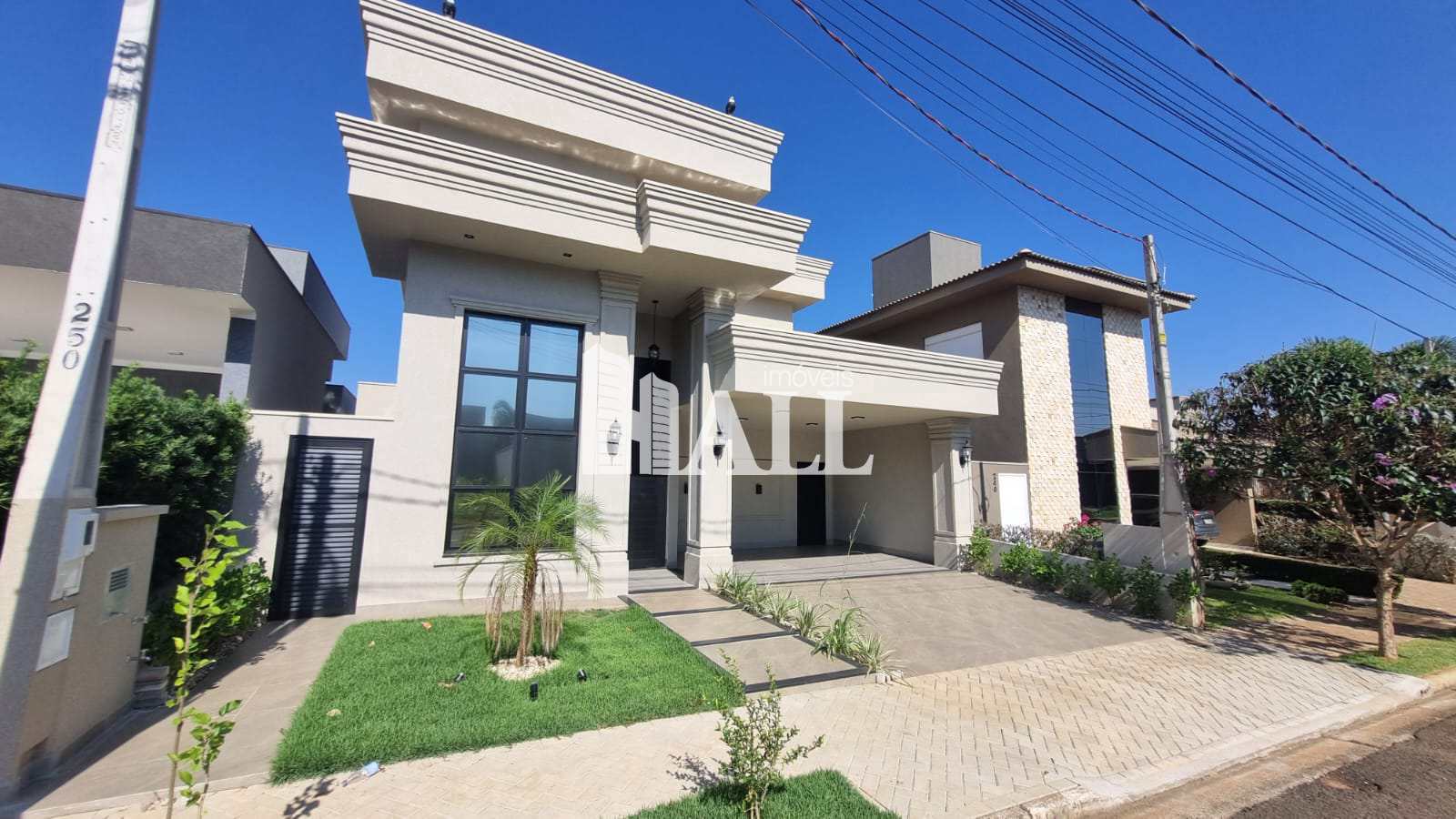 Casa de Condomínio à venda com 3 quartos, 190m² - Foto 1