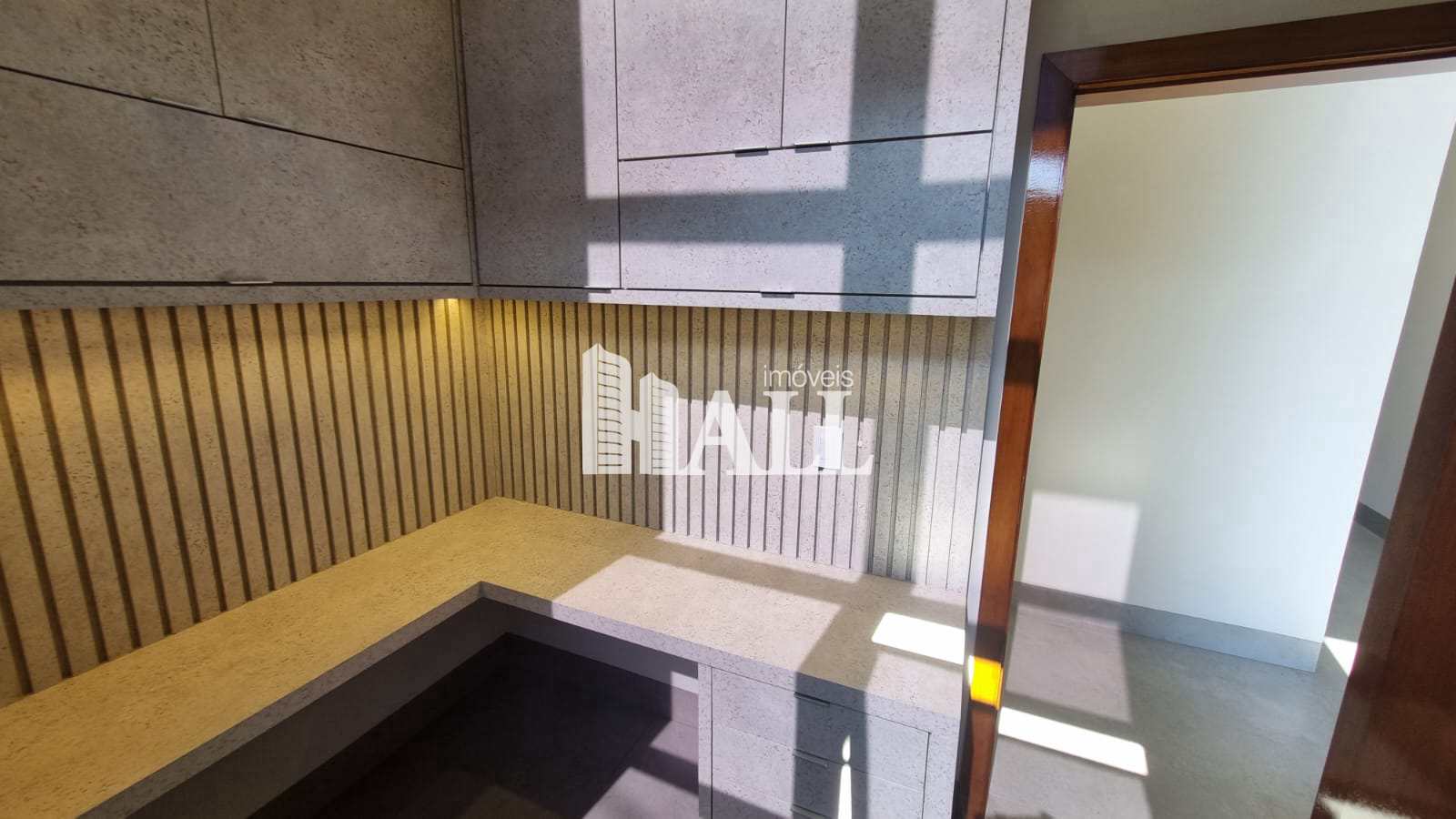 Casa de Condomínio à venda com 3 quartos, 190m² - Foto 4
