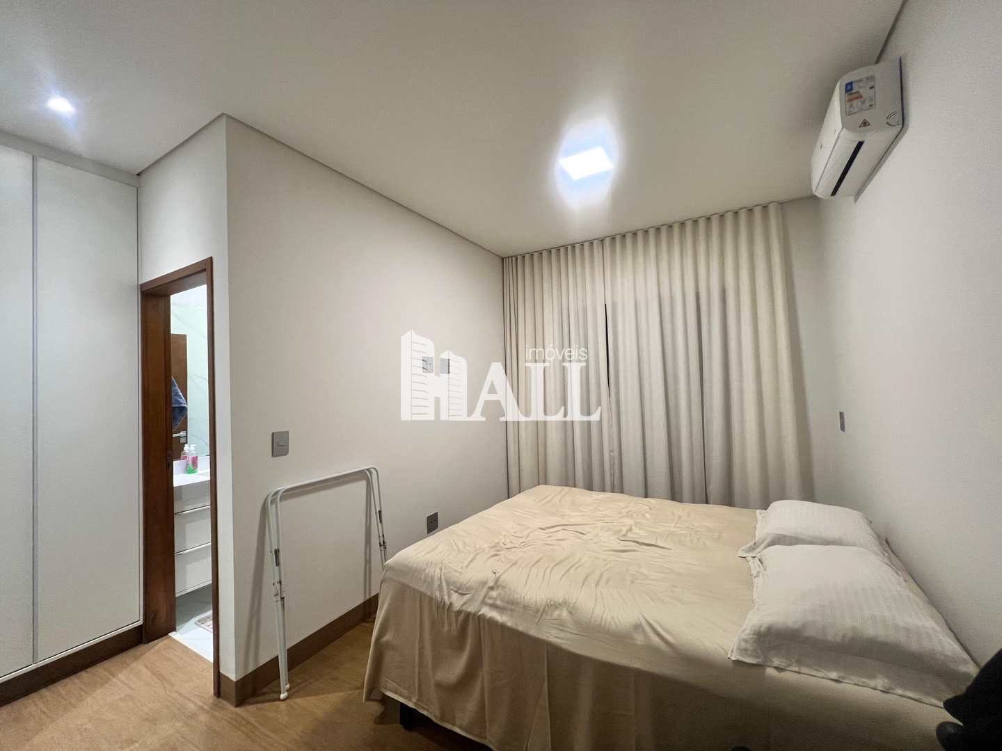 Casa de Condomínio à venda com 3 quartos, 267m² - Foto 13