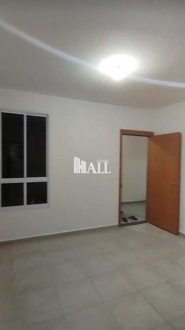 Apartamento à venda com 2 quartos, 42m² - Foto 4